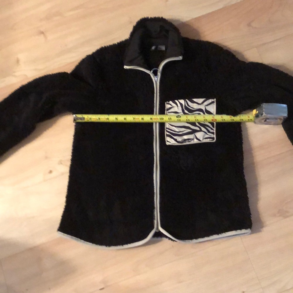 Divided Jacket - Picture 7 of 12